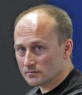Николай Стариков