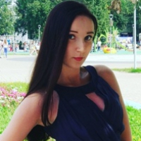 Ана Леон