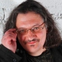 Алекс Громов