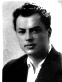 Михаил Громов