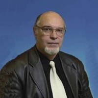 Лев Исаков