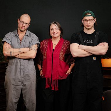 Саша и Рома (Base Дикий): полный цветочный рас***дос | Тыкать уже не модно #148