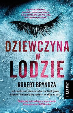 Dziewczyna w lodzie