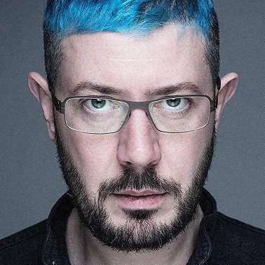 № 460 Суд в стриптиз-баре / Канье Уэст требует целовать Гитлера / Очень плохая учительница из Челябинска